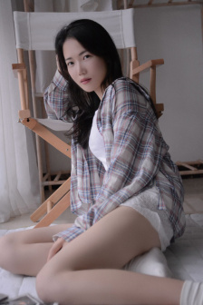 长腿美女